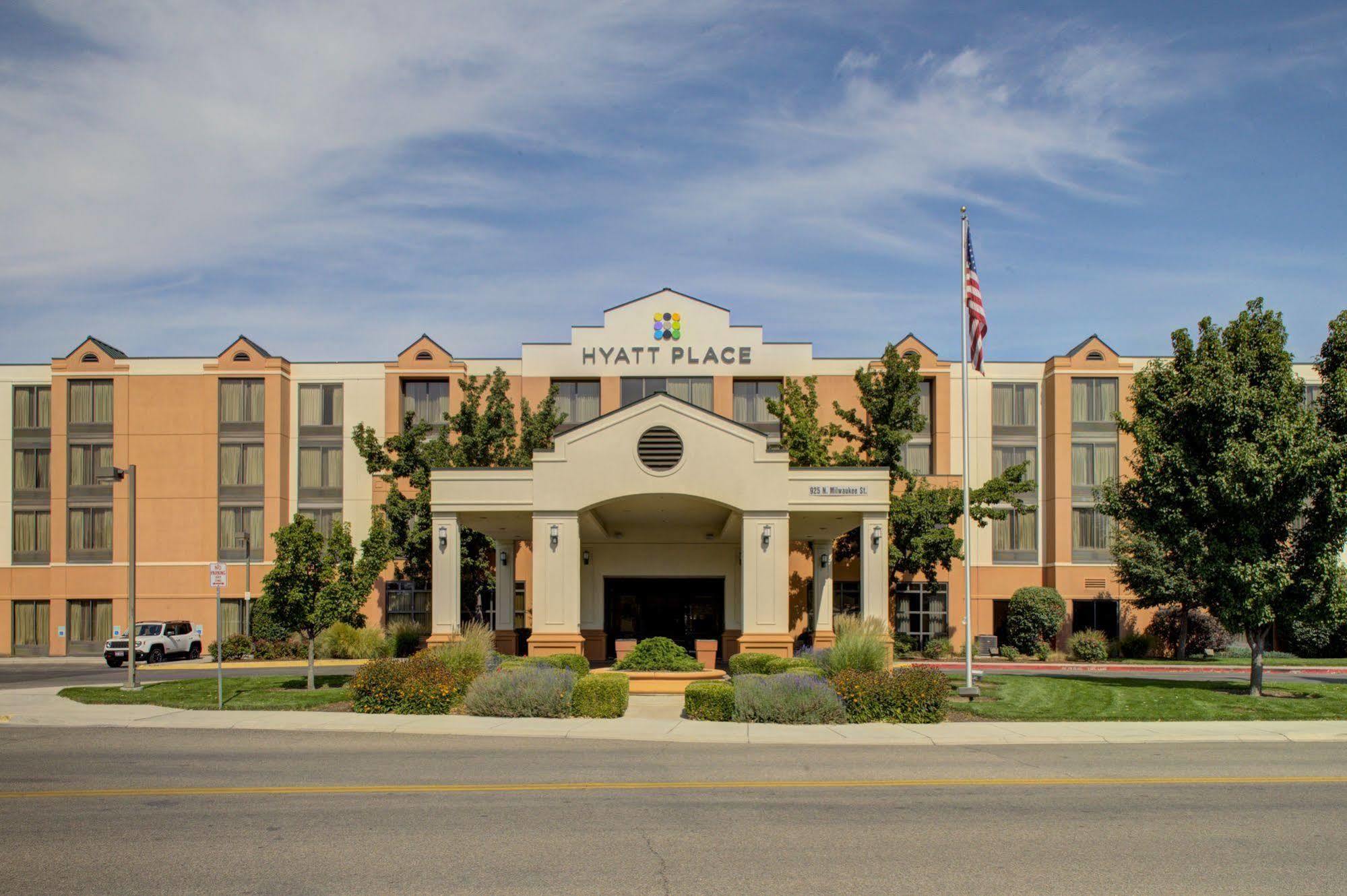Hyatt Place Boise/Towne Square Exterior photo